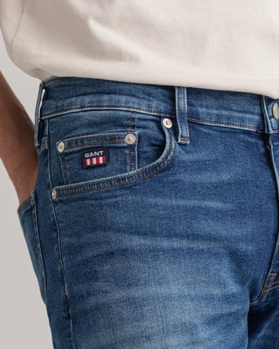 calça jeans maxen extra slim fit retro shield N424C416 meio azul quebrado em GANT homens