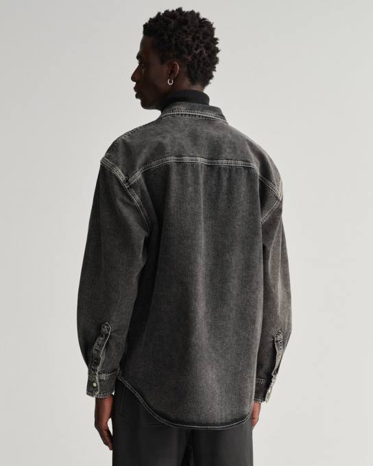 camisa jeans oversized com lavagem pesada N424C23 preto usado em GANT homens