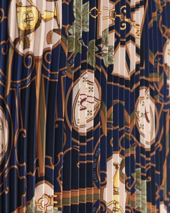 saia plissada luxo americana N424C649 noite azul GANT mulheres